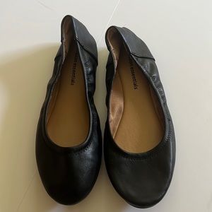 Amazon Essentials Black Ballet Flags Size 8.5
